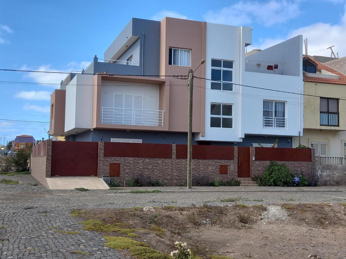 Nifa House Hotel Espargos Eksteriør billede